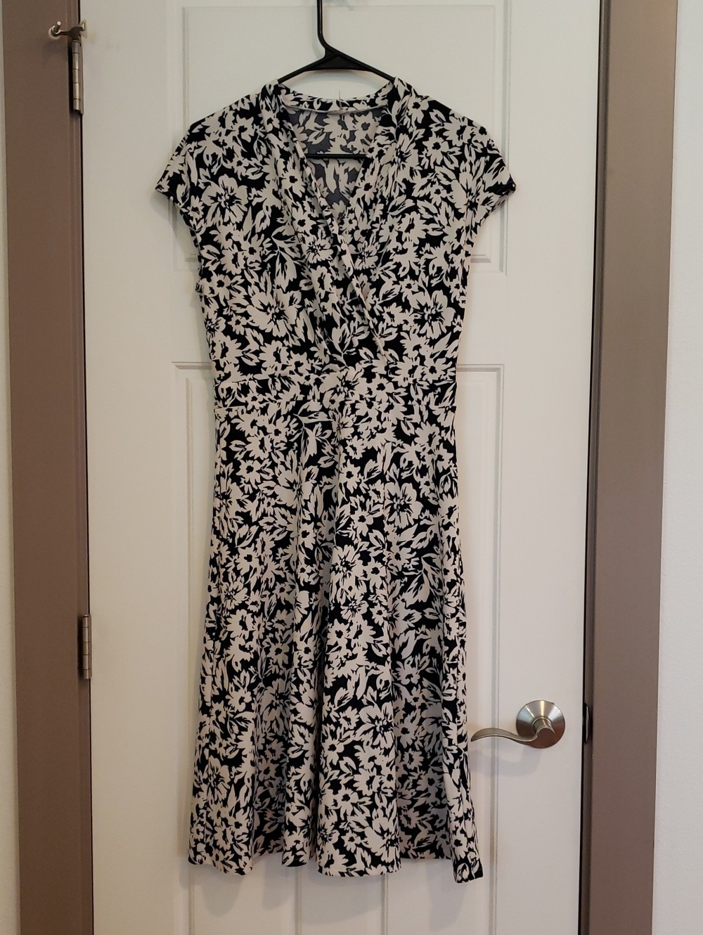 H&M Black and Off White Floral Surplice Dress, Women's Small